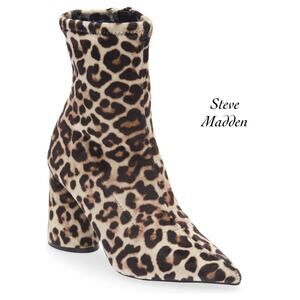 Steve Madden Valyant Leo Velvet Animal Print Pointed Toe Bootie Boots NIB Size 8